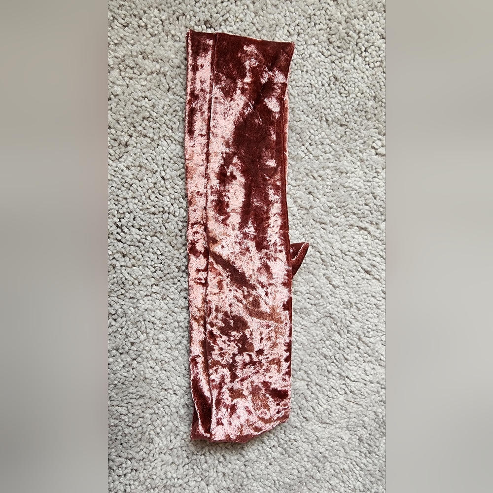 Dust Rose Velvet Tie Headband - Picture 2 of 2